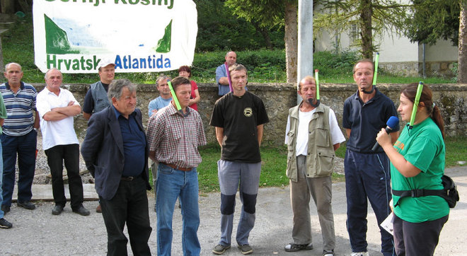 Kosinj protest2